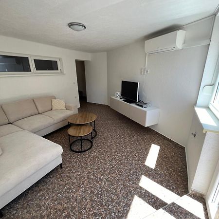 Apartments Adria Crikvenica Exterior photo