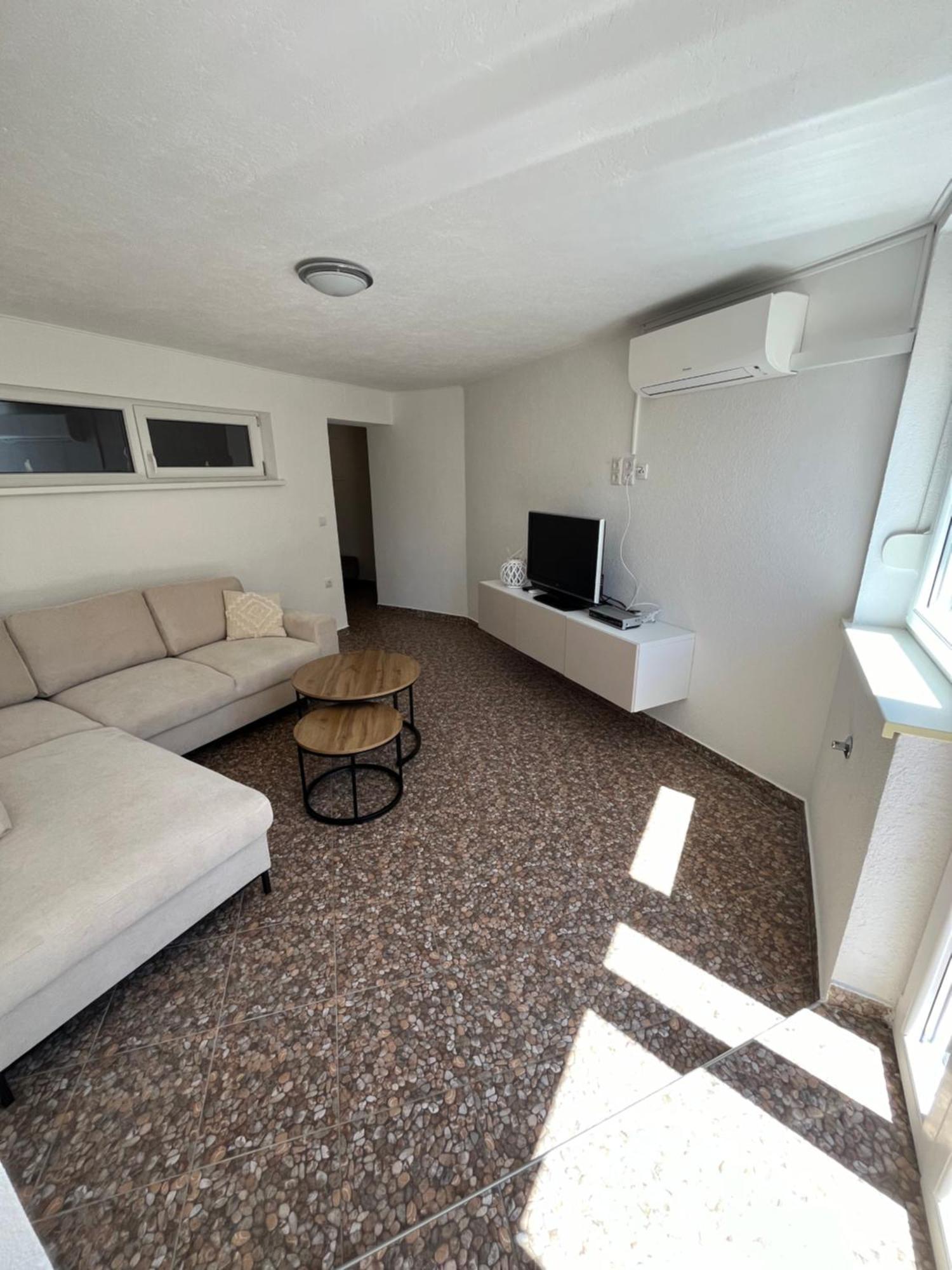 Apartments Adria Crikvenica Exterior photo