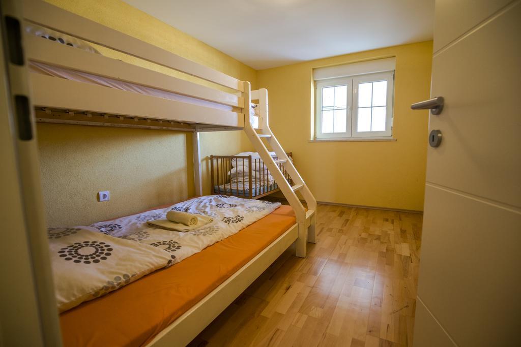 Apartments Adria Crikvenica Exterior photo
